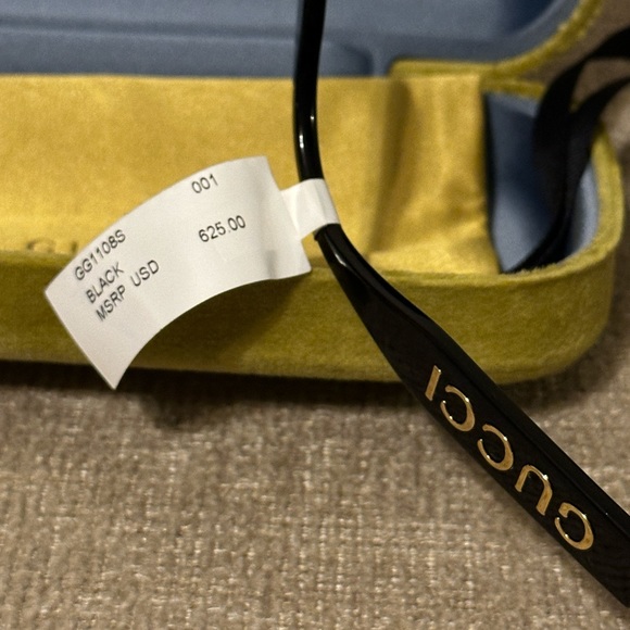 Men's Full-Rim Logo Gucci Sunglasses - Picture 9 of 16